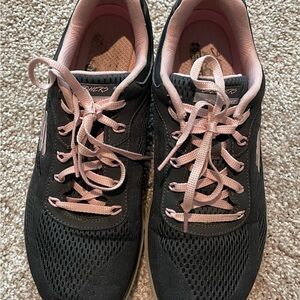 Skechers Women's Gray and Pink Sneakers
